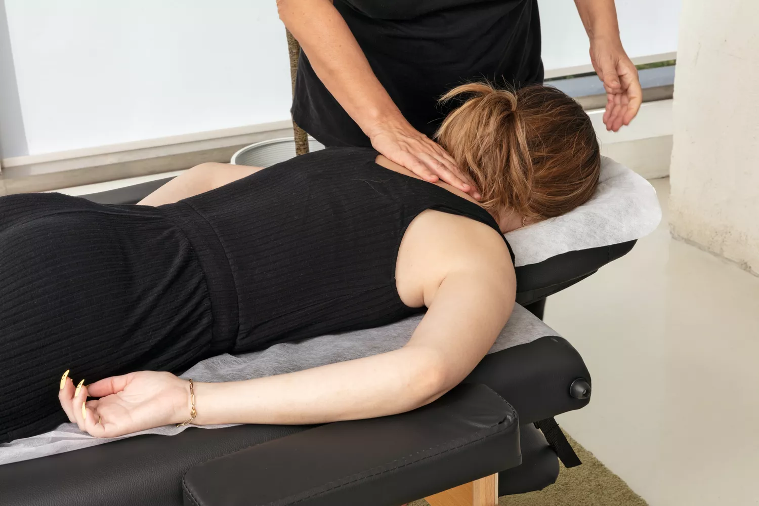 Smilemart 2 Fold Portable Massage Table 