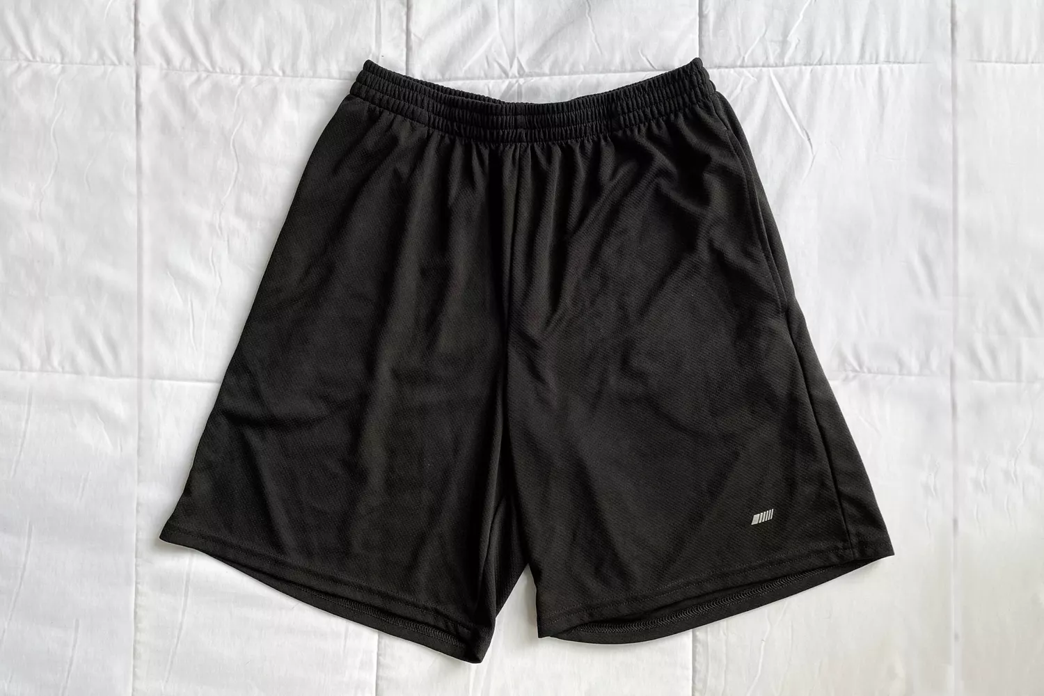 Amazon Essentials Men's Performance Tech Loose-Fit Shorts, Pack of 2