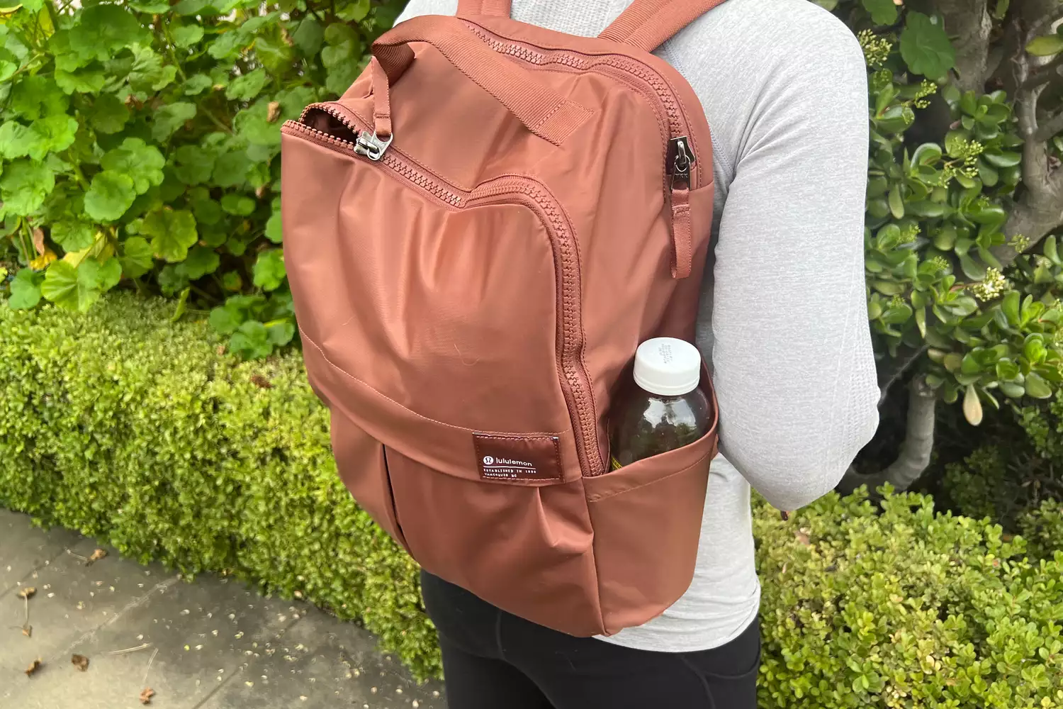 Person wearing lululemon Everyday Backpack 2.0 23L