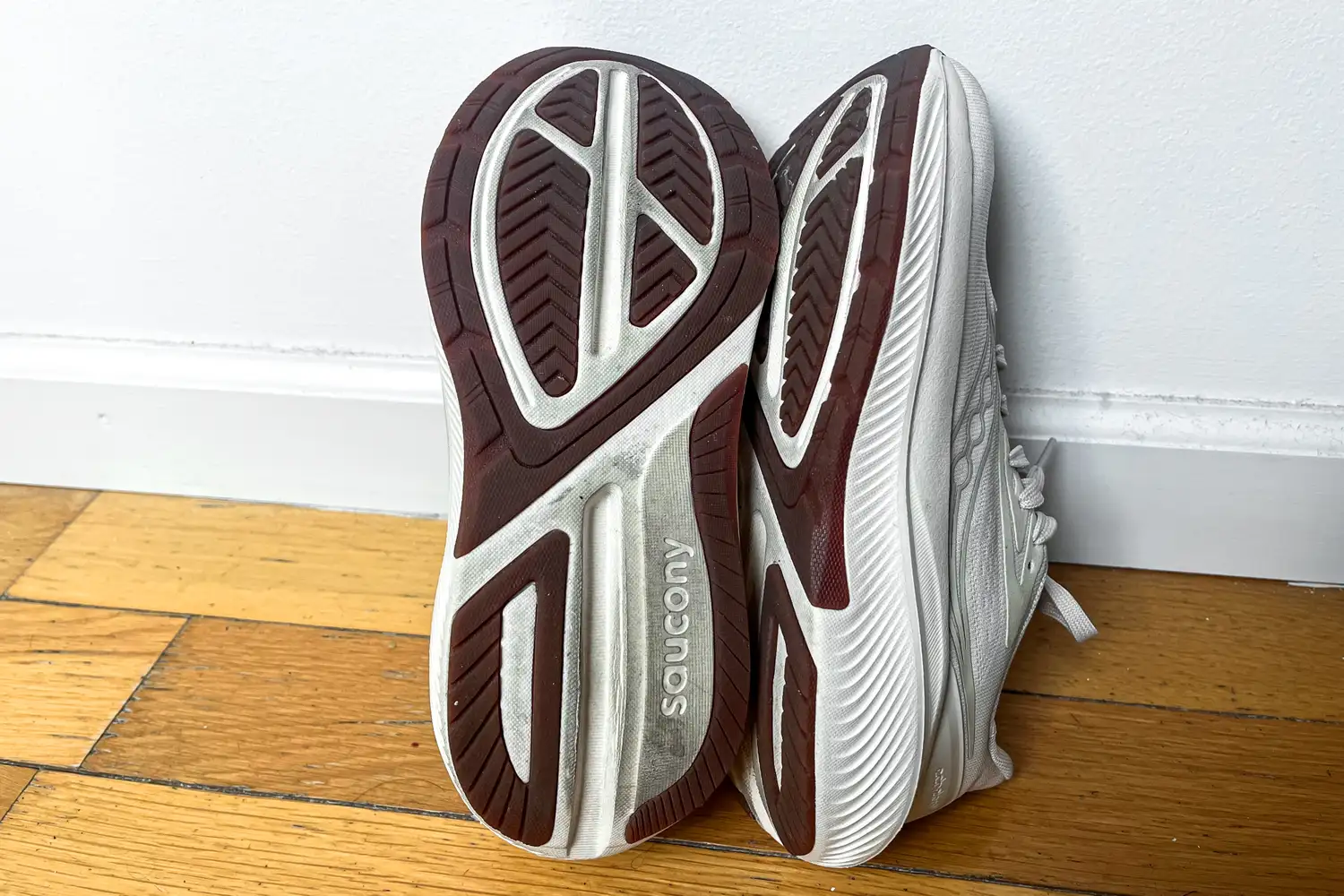 The treads on the bottom of the Saucony Women's Echelon 10 Running Shoes