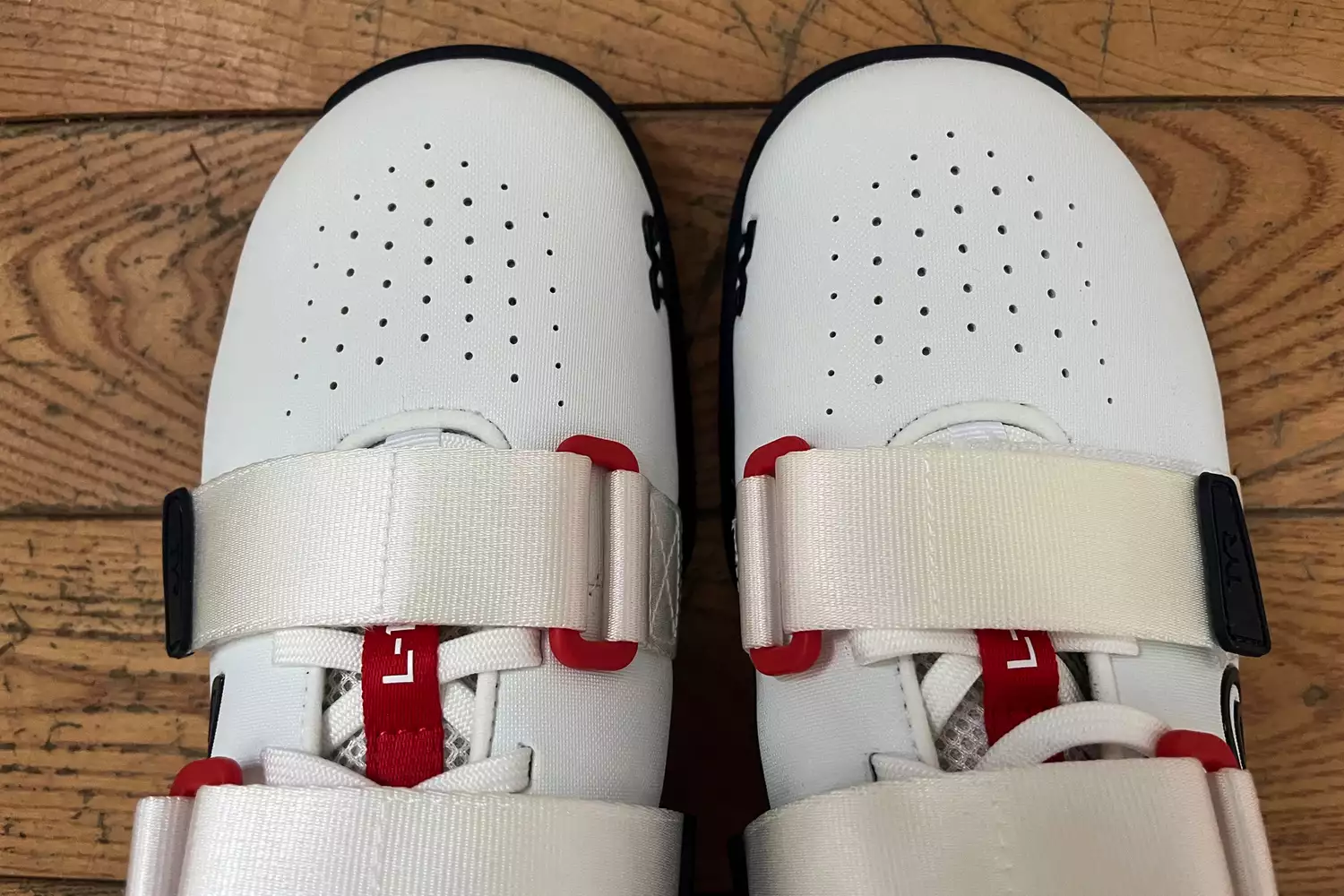 An overhead view of the top of the TYR Women's L-1 Lifter Shoes