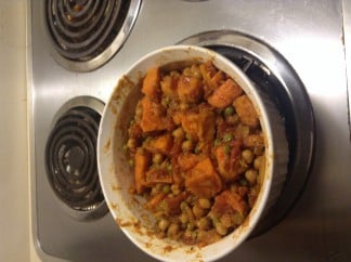 Sweet Potato Curry With Spinach and Chickpeas