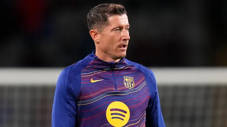 Robert Lewandowski reveals timeline for decision on his Barcelona future: ‘I don’t have pressure’