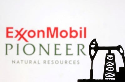 Exxon in talks to pay over $250 per share for Pioneer
