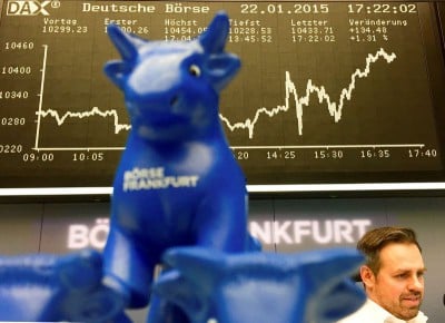 European stocks mixed; Lagarde speech, Fed minutes in focus