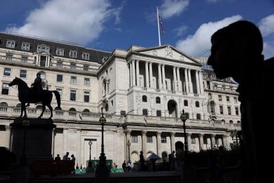 Bank of England to hold its line against rate cut talk